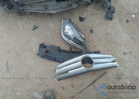 2013 Mercedes-Benz C 300 Sport 4Matic/Luxury 4Matic from USA, damaged, VIN WDDGF8AB0DR246744